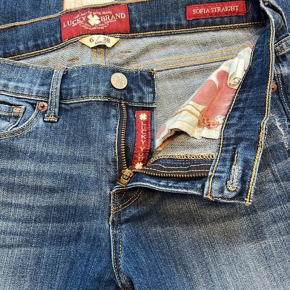 Lucky Sofia Low rise Straight Leg Jeans  Size 6  28 x 29 - Picture 5 of 5